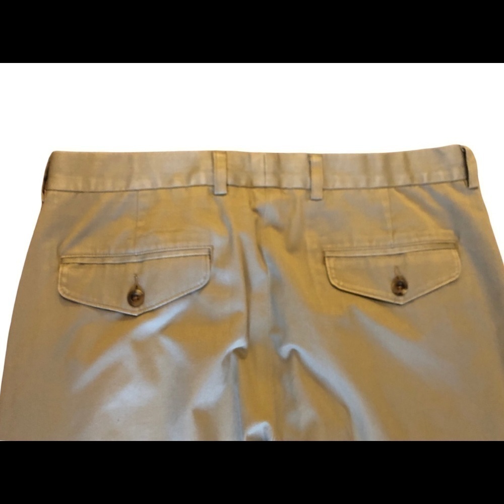 L.L. Bean Khaki Pleated Casual Dad Pants SZ 35X34 Creased Hard To Find Size - Picture 3 of 6